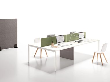 AGILE Multiple rectangular office desk with sound absorbing screens By ...
