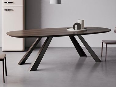 Oval wooden table PAUL Martini Interiors