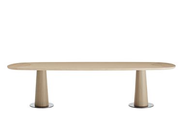 Oval oak table KALYSTRUS Maxalto