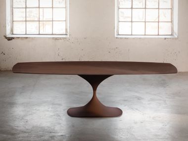 Fixed table with central base LEO EVOLUTION Midj