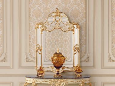 Specchio foglia oro da parete con cornice MIDNIGHT MOON SHAPED Modenese Luxury Interiors