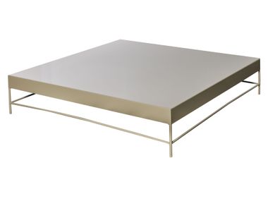 Mesa de centro baixa quadrada LT122 MofLiving