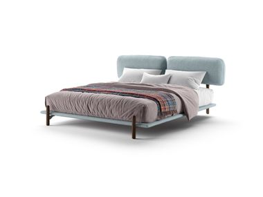 Doppelbett aus Stoff mit Polsterkopfteil TENDER Moroso