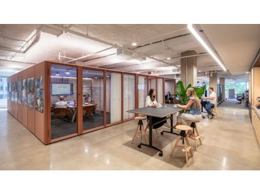 MUTE MODULAR HUB Modular glass and aluminium office booth By Mute