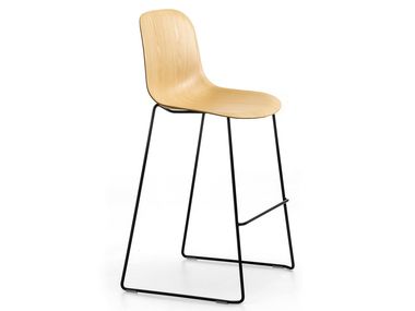 Sled base ash stool with footrest MÁNI WOOD ST-SL Arrmet