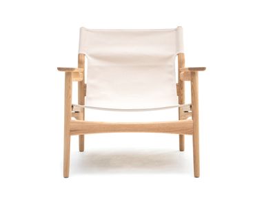 N-LC02 木製 イージーチェア（karimoku × Norm Architects）