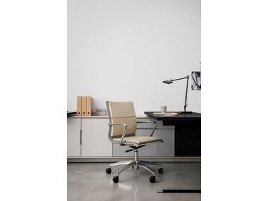 .NET Mesh office chair with castors with 5-Spoke base By IOC project ...