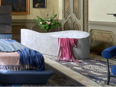 Oval marble bathtub NAMIB NEUTRA
