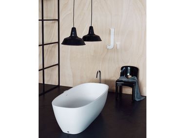 NORMAL | Bathtub By Agape