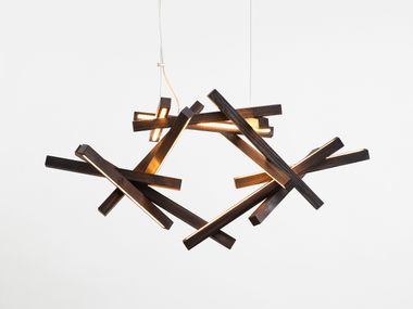 Luminária pendente LED de madeira maciça INTERSTELLAR Next Level Design Studio