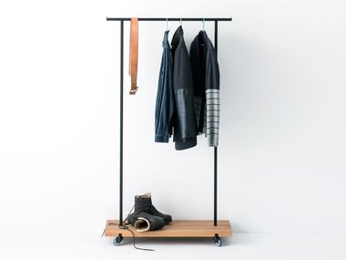 OAK CLOTHES RACK #01 Coat rack By Weld & co