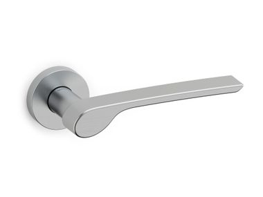 Brass door handle on rose ALA OLIVARI