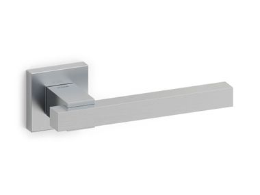 Brass door handle on rose BIOS OLIVARI
