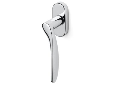 DK brass window handle on rose NOVELLA OLIVARI