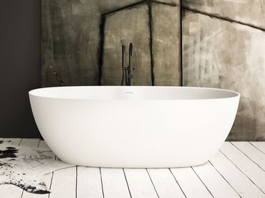 Freestanding oval bathtub BELLA PAA