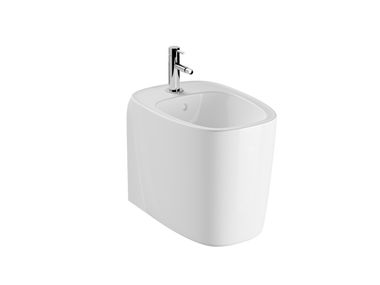 Bidet in ceramica a pavimento PLURAL Vitra Bathrooms & Tiles