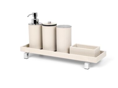 POSEIDON Leather bathroom set By Pinetti