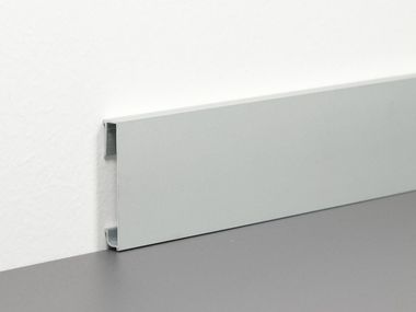 Plinthe en aluminium anodisé BAS PROFILITEC