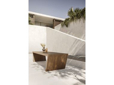XY Rectangular solid wood garden table By MODULNOVA | design Carlo ...