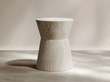 Round Monolithic natural stone guéridon IMMORTELLE Paloma Editions