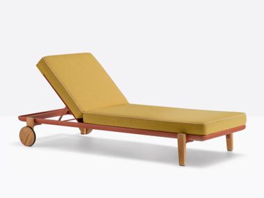 Daybed singolo per esterno reclinabile con cuscino FIBRA FBR010/011 Pedrali