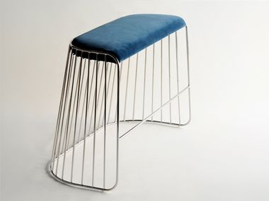 Tabouret haut avec repose-pieds sans dossier BRIDE'S VEIL Phase Design