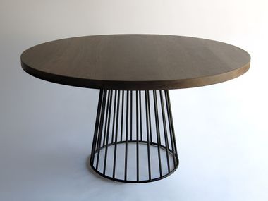 Round solid wood dining table WIRED Phase Design