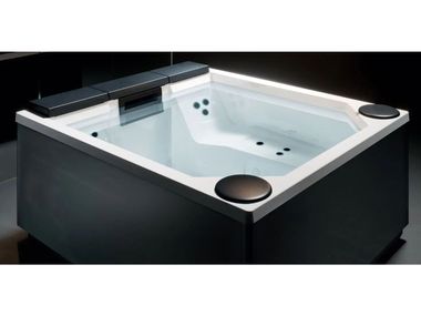 2-3 seats minipool DUCHESS 235 Piùesse