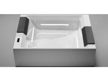 Hydromassage bathtub SATURN 150 Piùesse