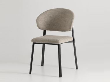 Upholstered chair BEBA CURVY Pointhouse