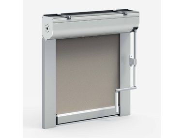 Crank-operated technical blind 105 Pronema