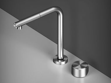Stainless steel kitchen mixer tap with pull out spray INOX 463.16.420 QuadroDesign