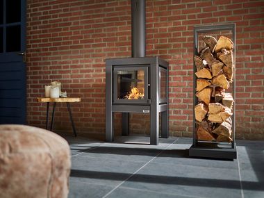 Wood-burning outdoor freestanding Corten™ fireplace QUARUBA BLACK RB73