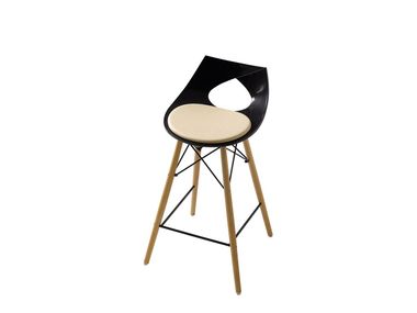Low back polypropylene stool NASTRO 018M REDI Mobiliário