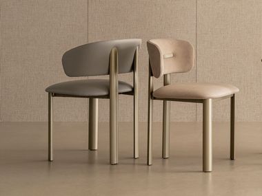 Silla tapizada con brazos VELVET RIFLESSI