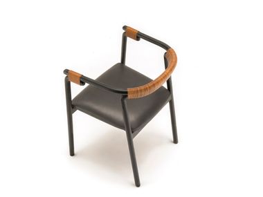 RIVULET Chair with armrests By Living Divani | design Junpei & Iori Tamaki