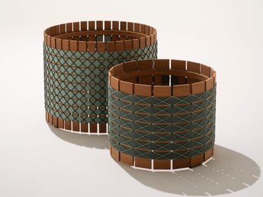 Portavaso rotondo in iroko BARRIQUE RODA