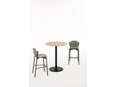 BUTTON Round teak garden table By RODA
