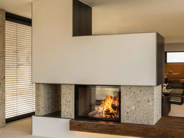 Wood-burning double-sided fireplace VIOLINO TUNNEL 55x73 Star RUEGG