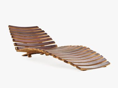 Chaise longue in legno di Barrique DOC Riva 1920