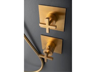 Rubinetterie Treemme, LINE Miscelatore per doccia termostatico in ottone