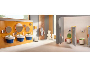 SENTO KIDS Inodoro suspendido de cerámica para niños By Vitra Bathrooms ...
