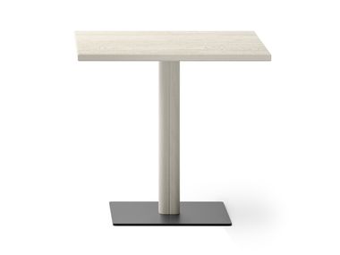 Square ash table with central base LUCY SIPA