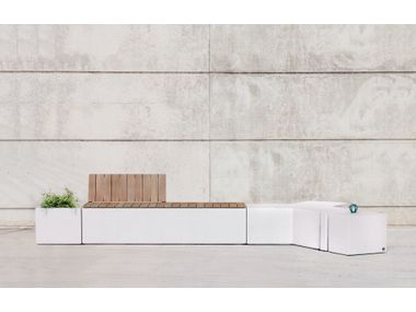 BOX TO BOX Square concrete flower pot By SIT