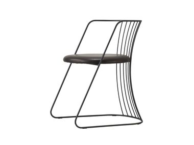 Sedia in acciaio con seduta imbottita TSUZUMI CHAIR 450 SUGIYAMA