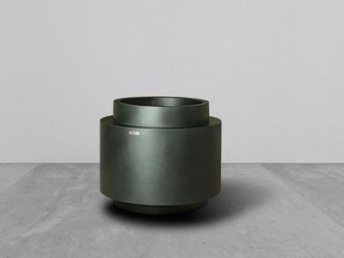 Round low metal planter DERBALI M Schaller