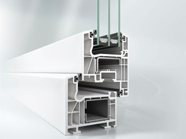 Finestra a taglio termico in PVC con triplo vetro Schüco CT 70 Schüco PWS Italia