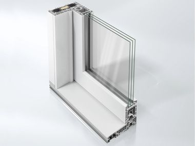 Finestra a taglio termico alzante scorrevole in PVC con triplo vetro Schüco LivIngSlide Schüco PWS Italia