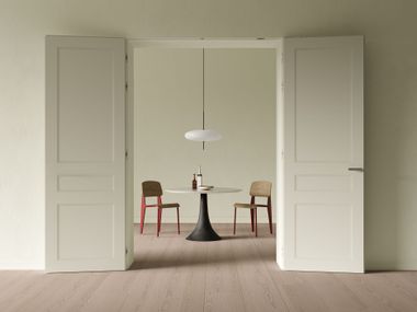 Scrigno, CIVITAS Porta a battente a filo muro