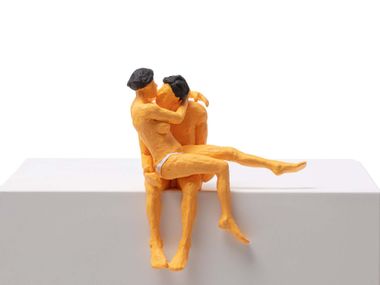 Dekorationsobjekt aus Kunstharz LOVE IS A VERB DAVID & ESTHER Seletti